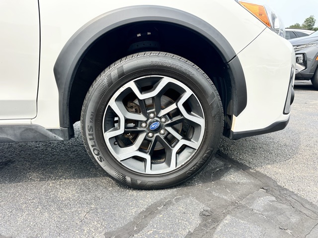 2016 Crystal White Pearl Subaru Crosstrek 2.0i Premium AWD SUV