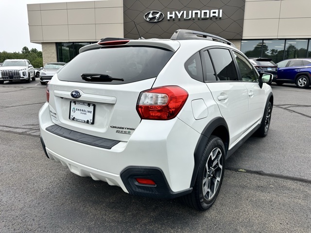 2016 Crystal White Pearl Subaru Crosstrek 2.0i Premium AWD SUV