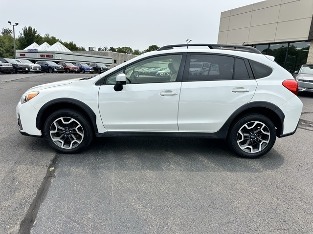 2016 Crystal White Pearl Subaru Crosstrek 2.0i Premium AWD SUV