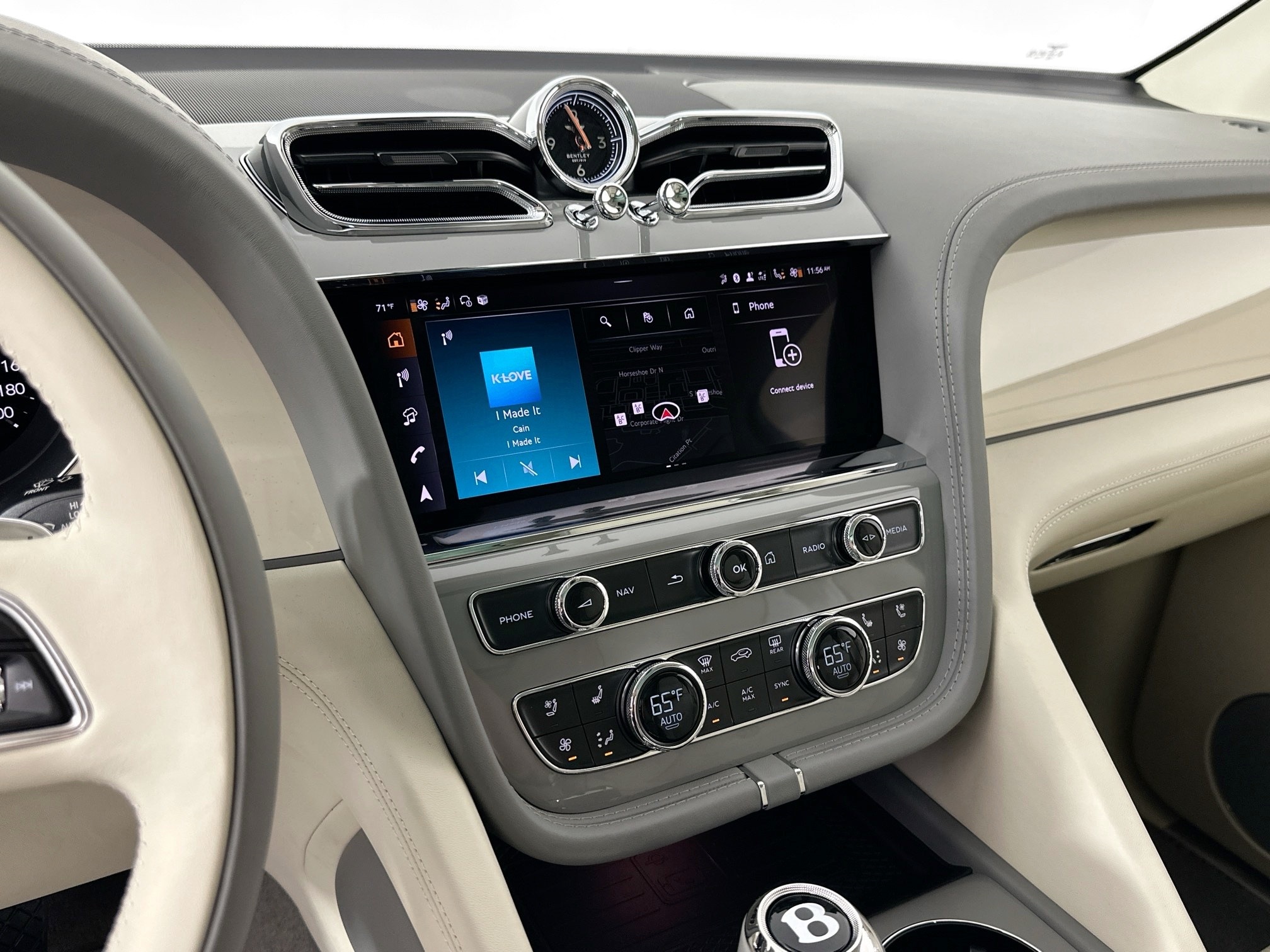 new 2025 Bentley Bentayga car