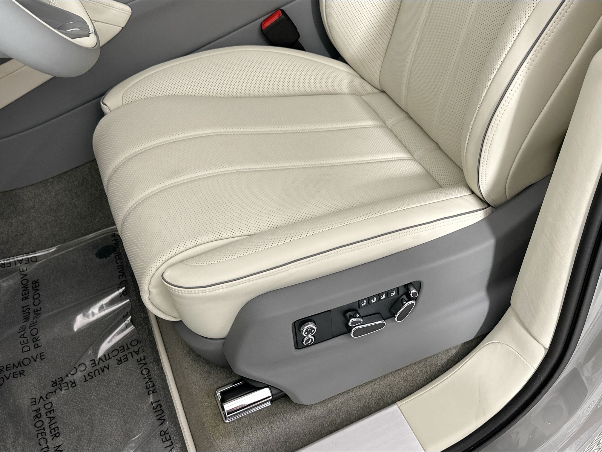 new 2025 Bentley Bentayga car