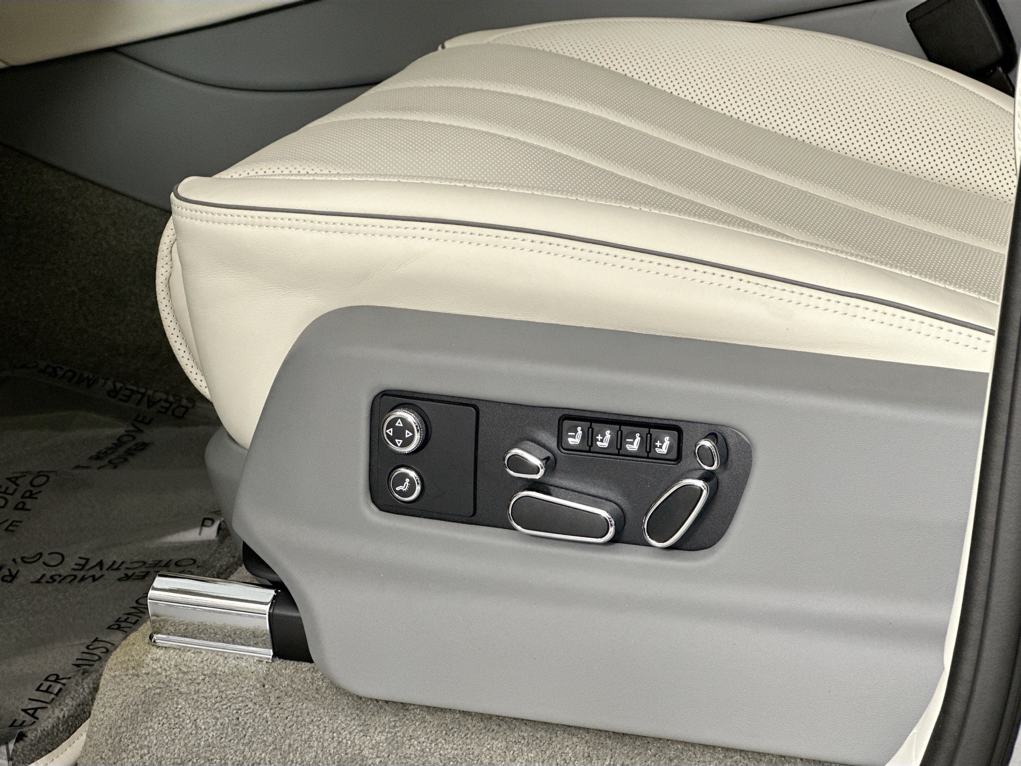 new 2025 Bentley Bentayga car