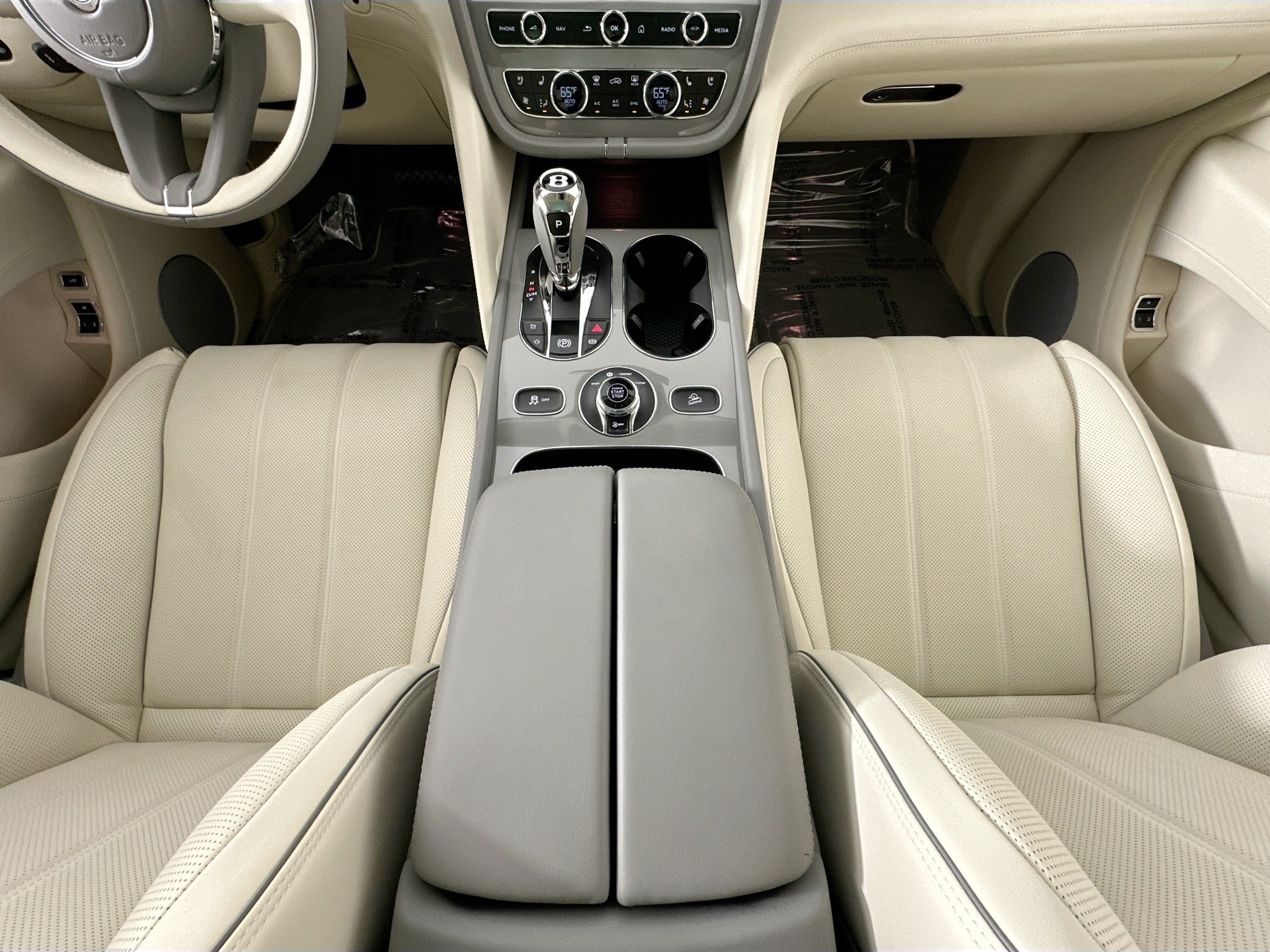 new 2025 Bentley Bentayga car