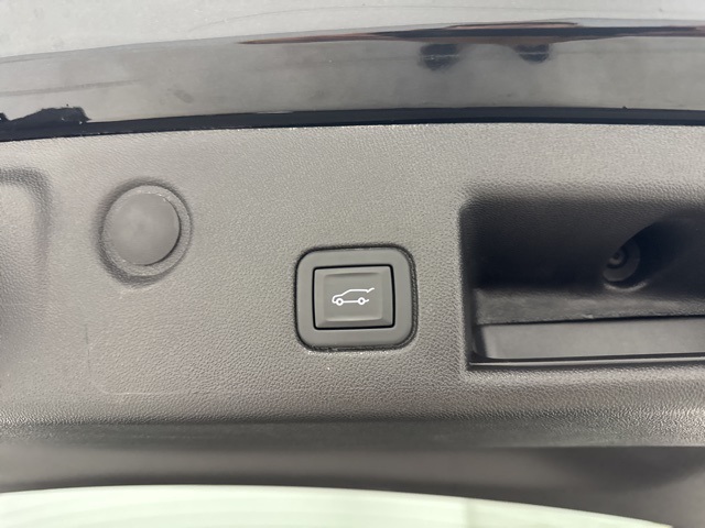 used 2024 Chevrolet Equinox car, priced at $23,968