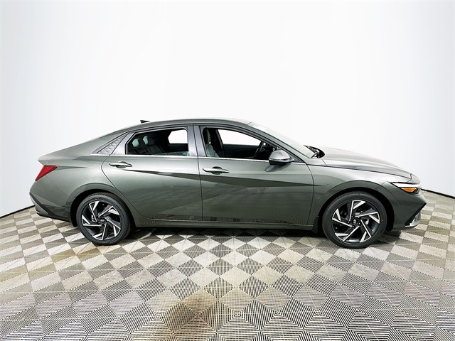 Elantra Hybrid Limited