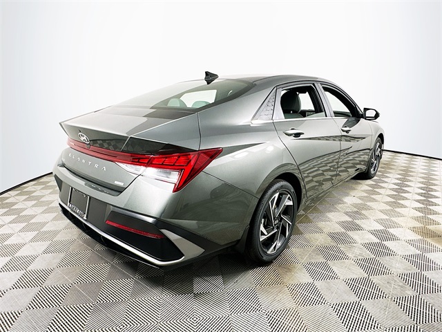 Elantra Hybrid Limited