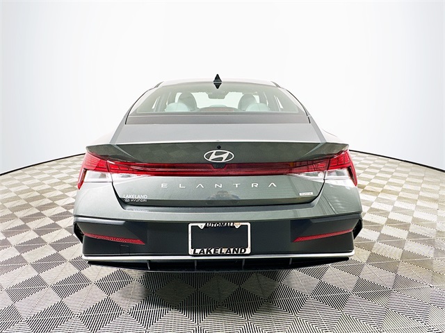 Elantra Hybrid Limited
