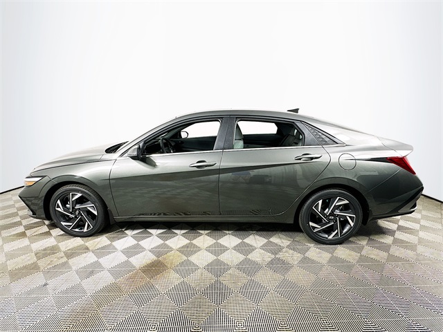 Elantra Hybrid Limited