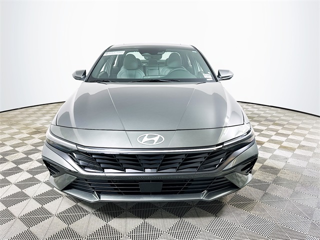 Elantra Hybrid Limited