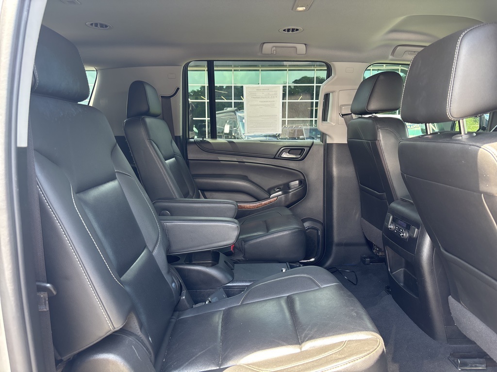 Used 2020 Chevrolet Suburban 4x2 SUV for sale #SP1442 - photo 20