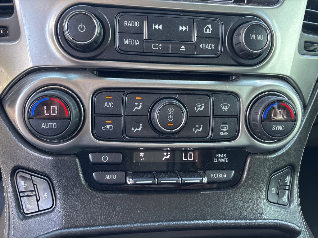 Used 2020 Chevrolet Suburban 4x2 SUV for sale #SP1442 - photo 33
