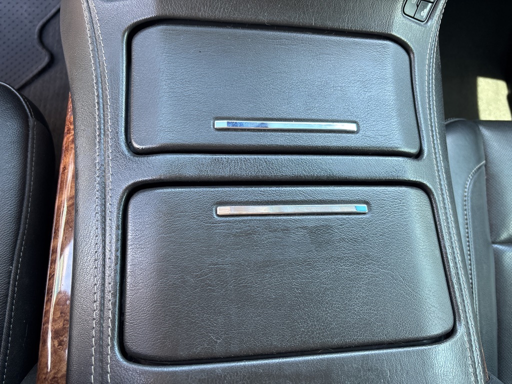 Used 2020 Chevrolet Suburban 4x2 SUV for sale #SP1442 - photo 35