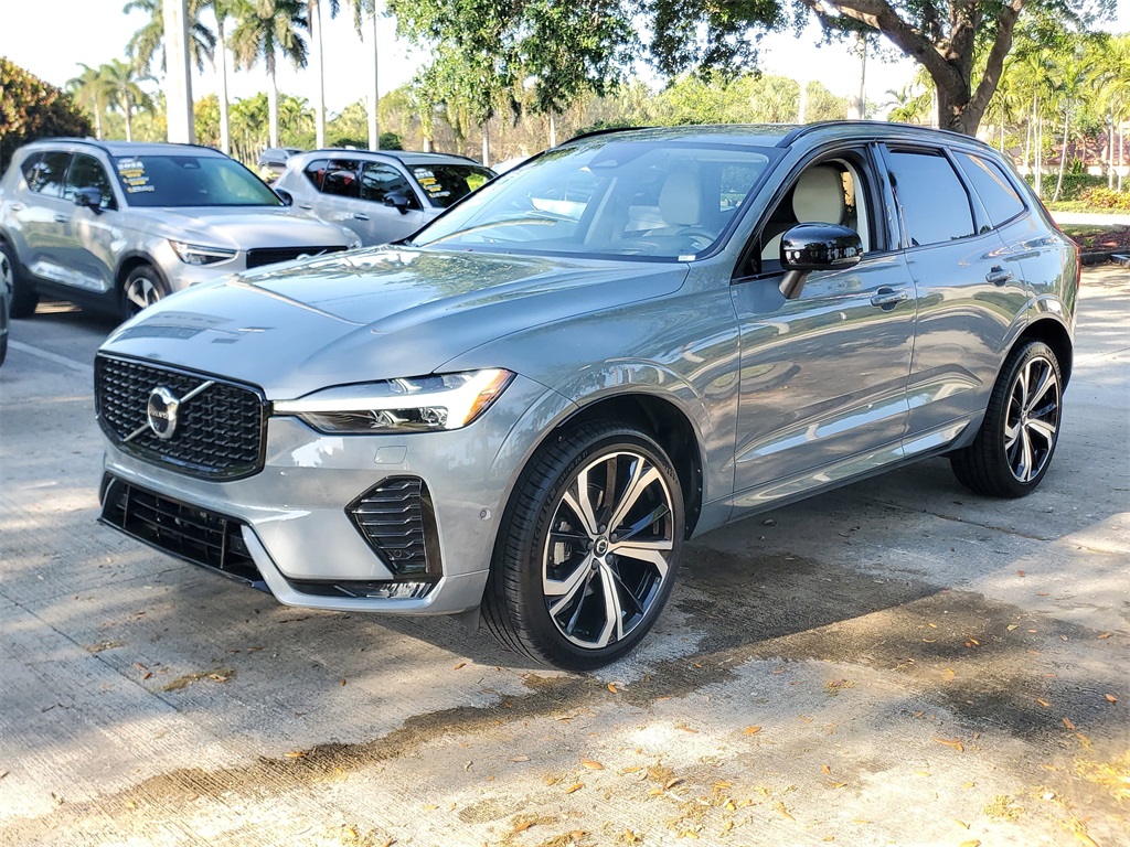 used 2023 Volvo XC60 car, priced at $31,495