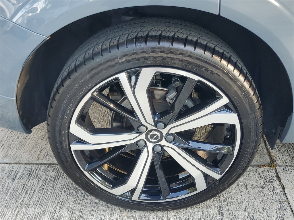 used 2023 Volvo XC60 car, priced at $31,495