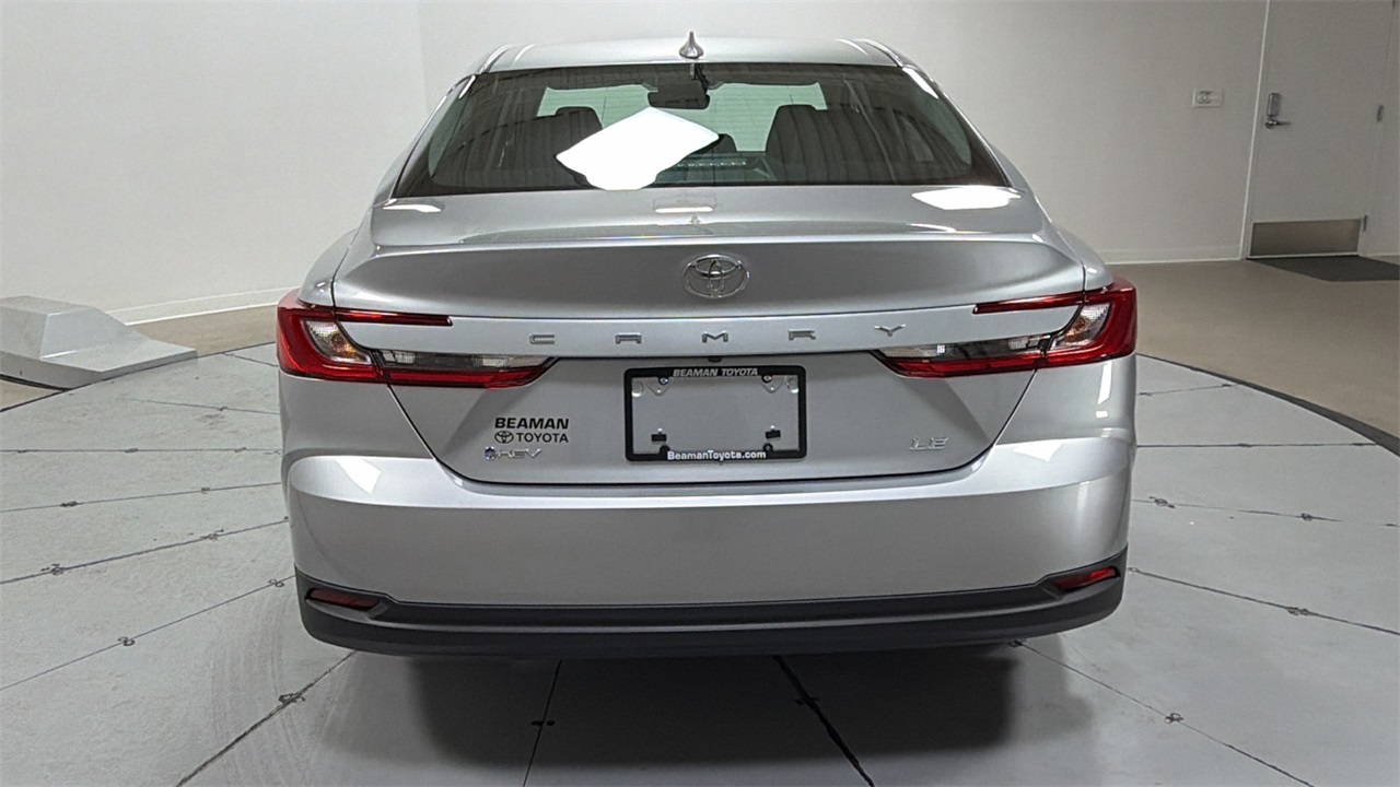 2026 Toyota Camry LE photo 4