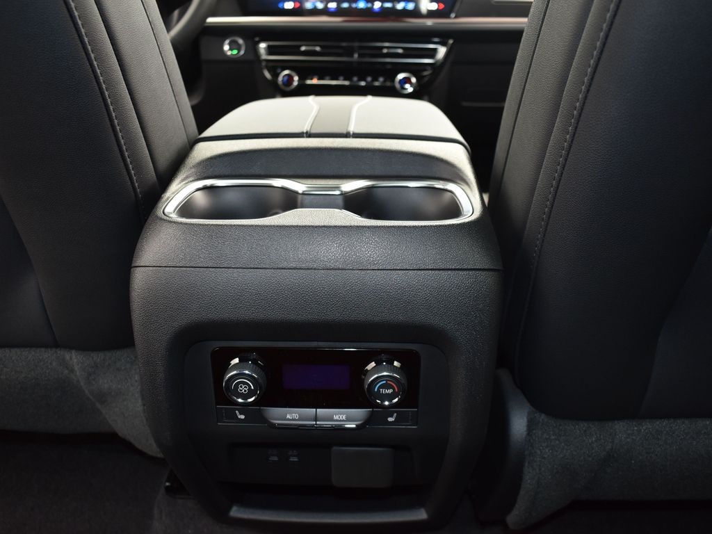 2025 Stardust Silver Chevrolet Traverse RS FWD SUV