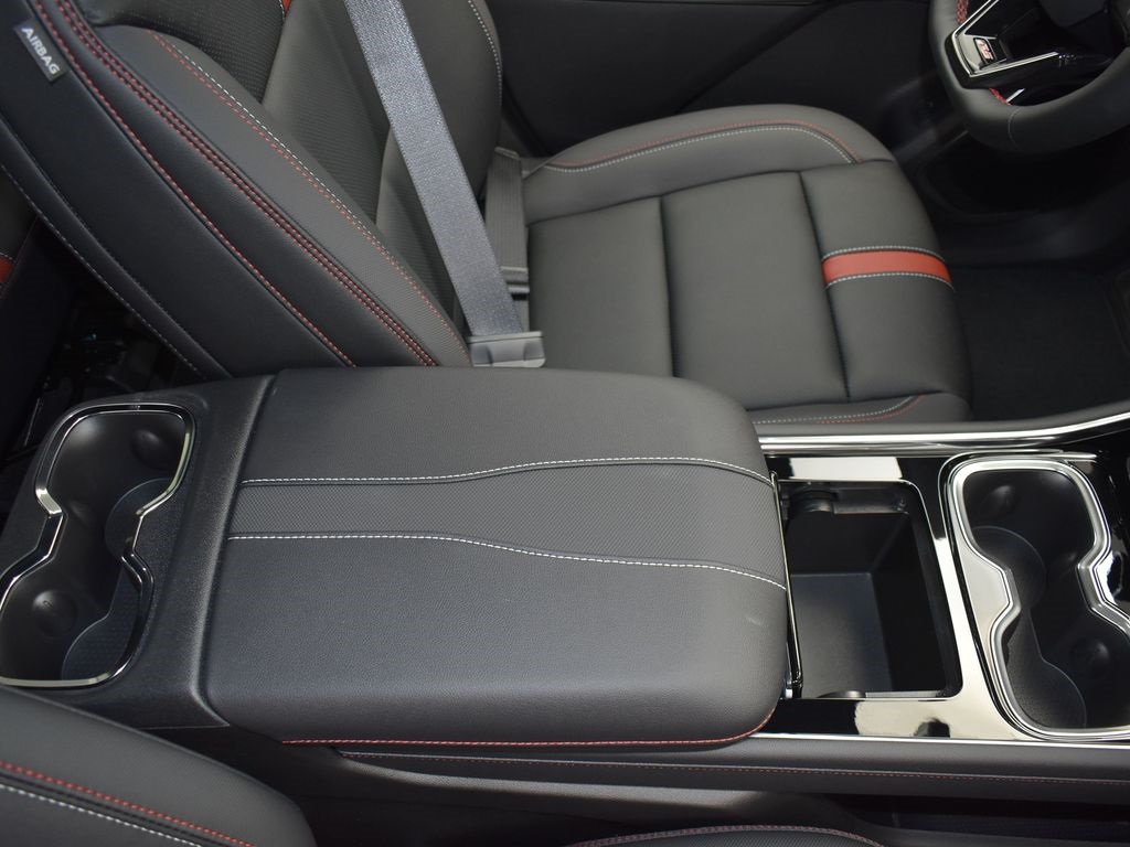 2025 Stardust Silver Chevrolet Traverse RS FWD SUV