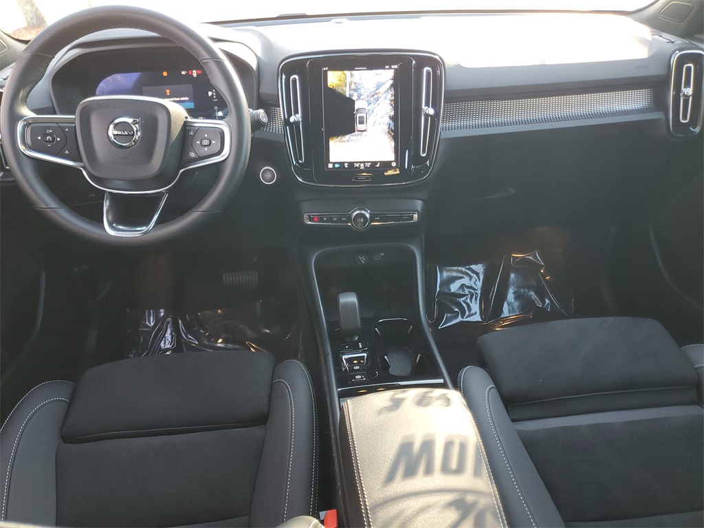 used 2025 Volvo XC40 car, priced at $30,995