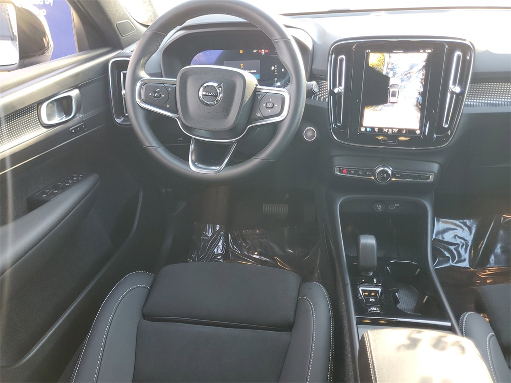 used 2025 Volvo XC40 car, priced at $30,995