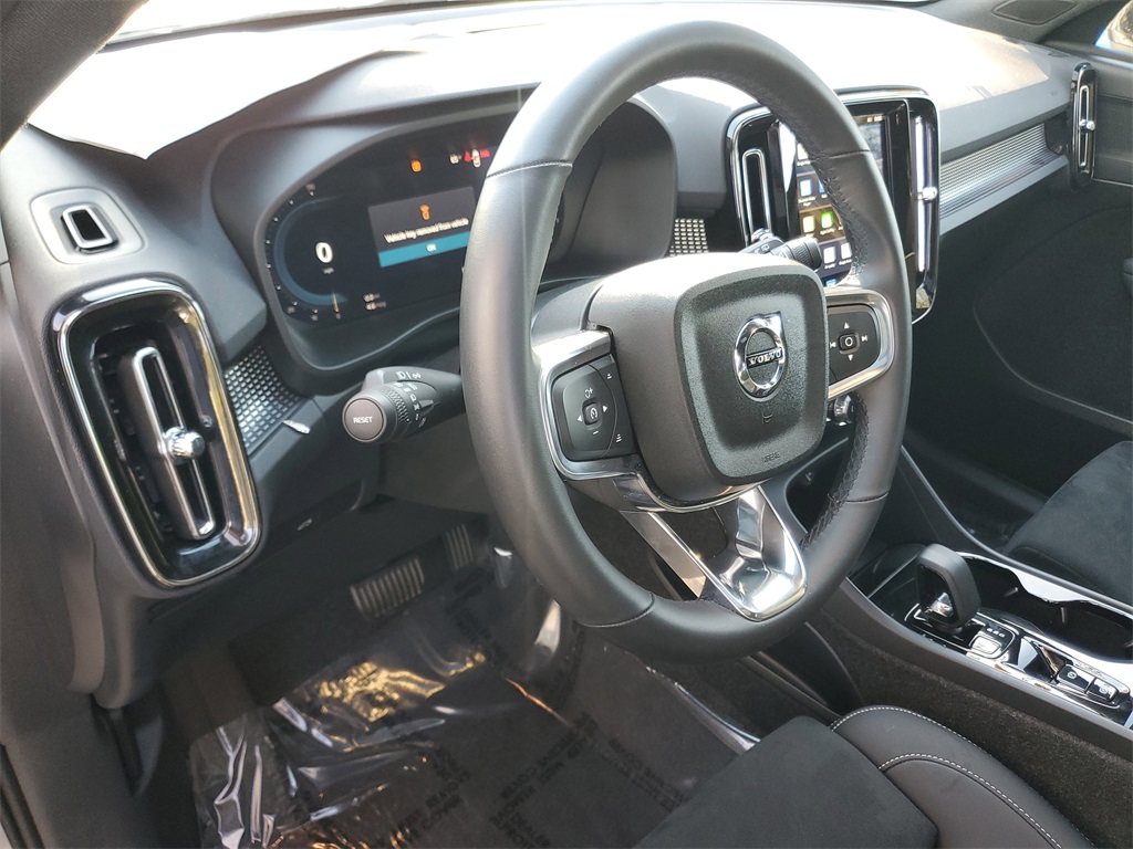 used 2025 Volvo XC40 car, priced at $30,995