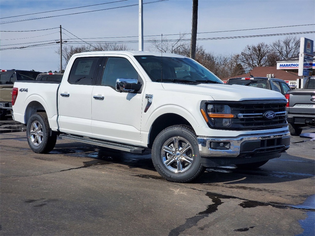 2025 Ford F-150 XLT photo 2