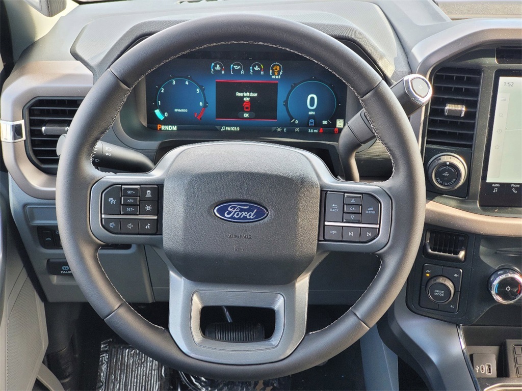 2025 Ford F-150 XLT photo 22