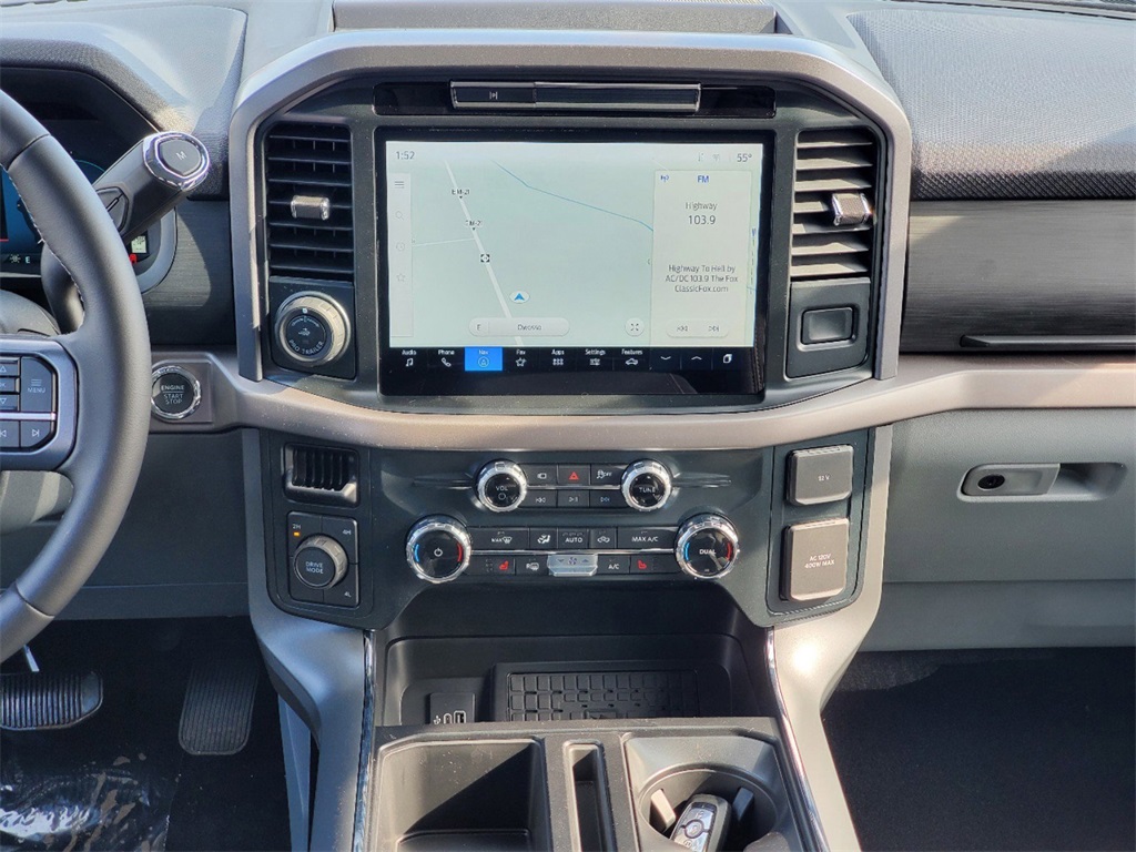 2025 Ford F-150 XLT photo 23