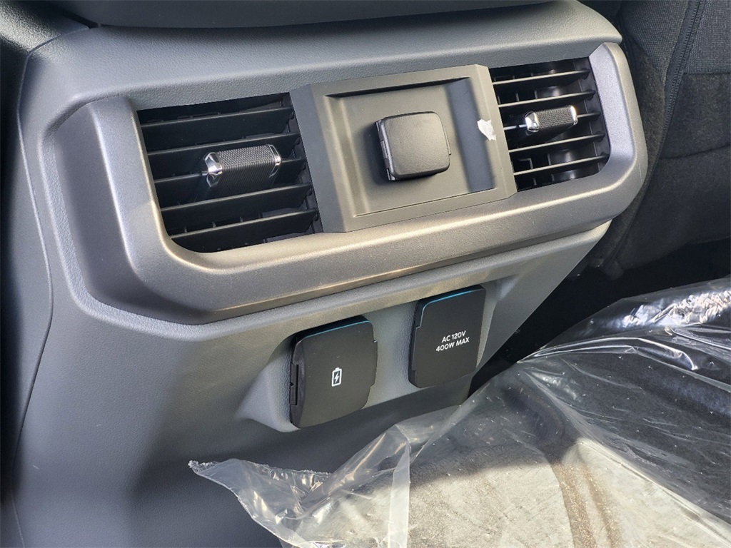 2025 Ford F-150 XLT photo 26