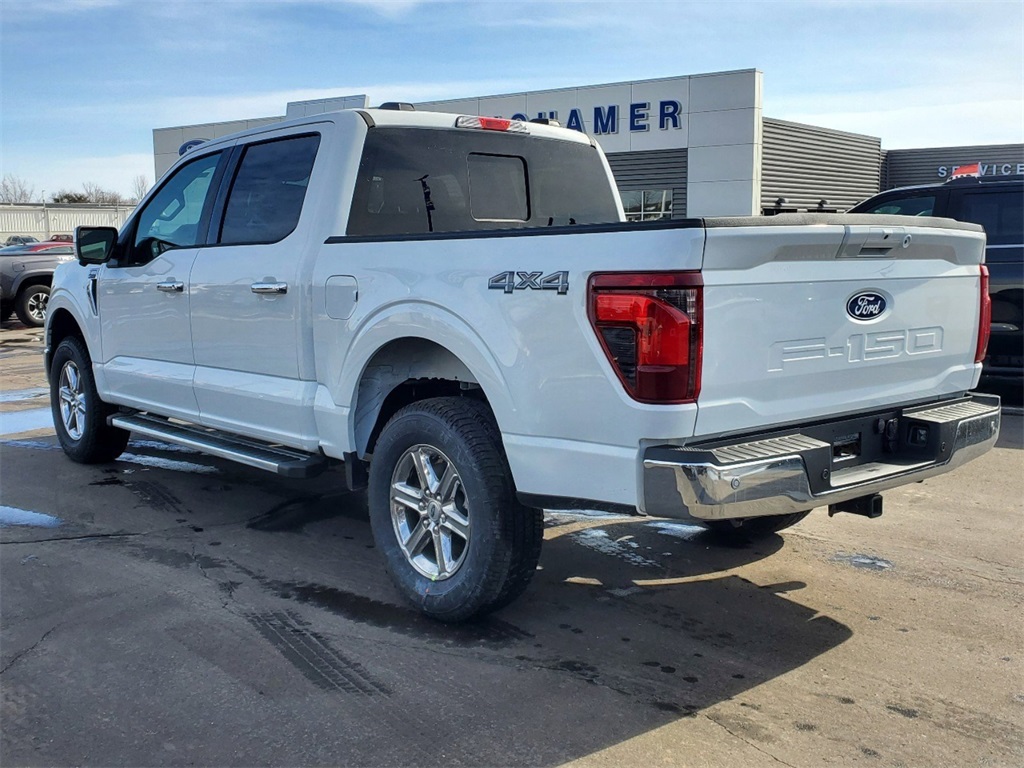 2025 Ford F-150 XLT photo 4