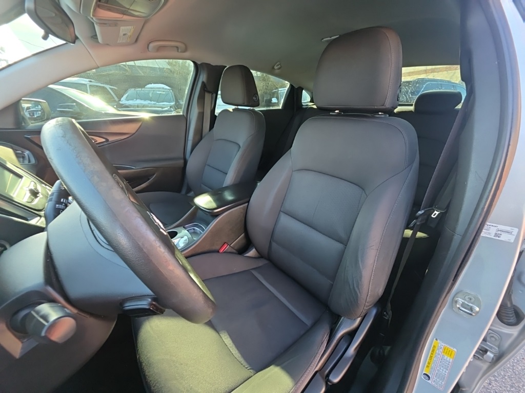 used 2018 Chevrolet Malibu car, priced at $8,595