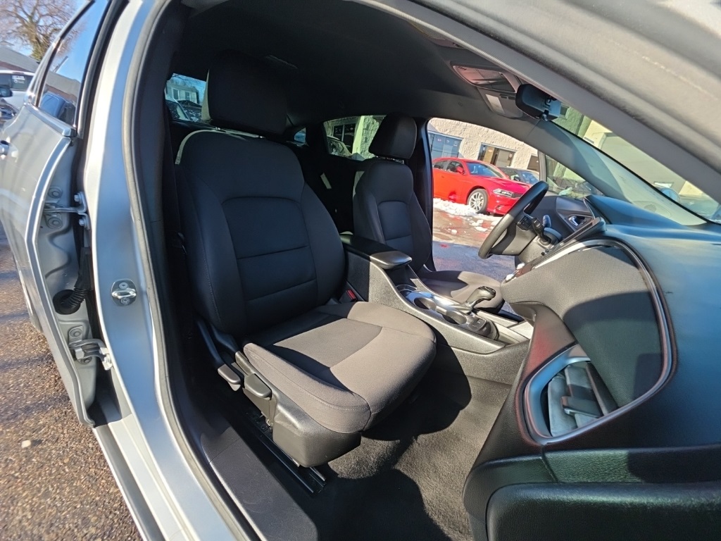 used 2018 Chevrolet Malibu car, priced at $8,595