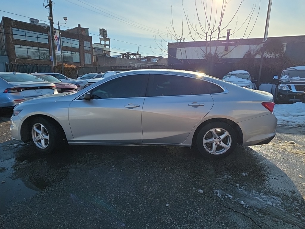 used 2018 Chevrolet Malibu car, priced at $8,595