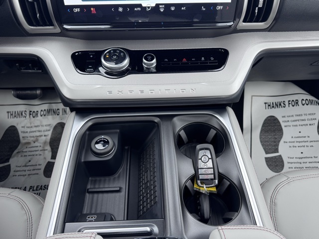 2025 Ford Expedition Active MAX