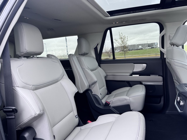 2025 Ford Expedition Active MAX