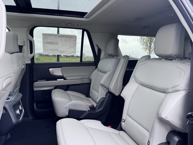 2025 Ford Expedition Active MAX