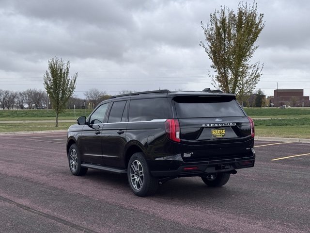 2025 Ford Expedition Active MAX