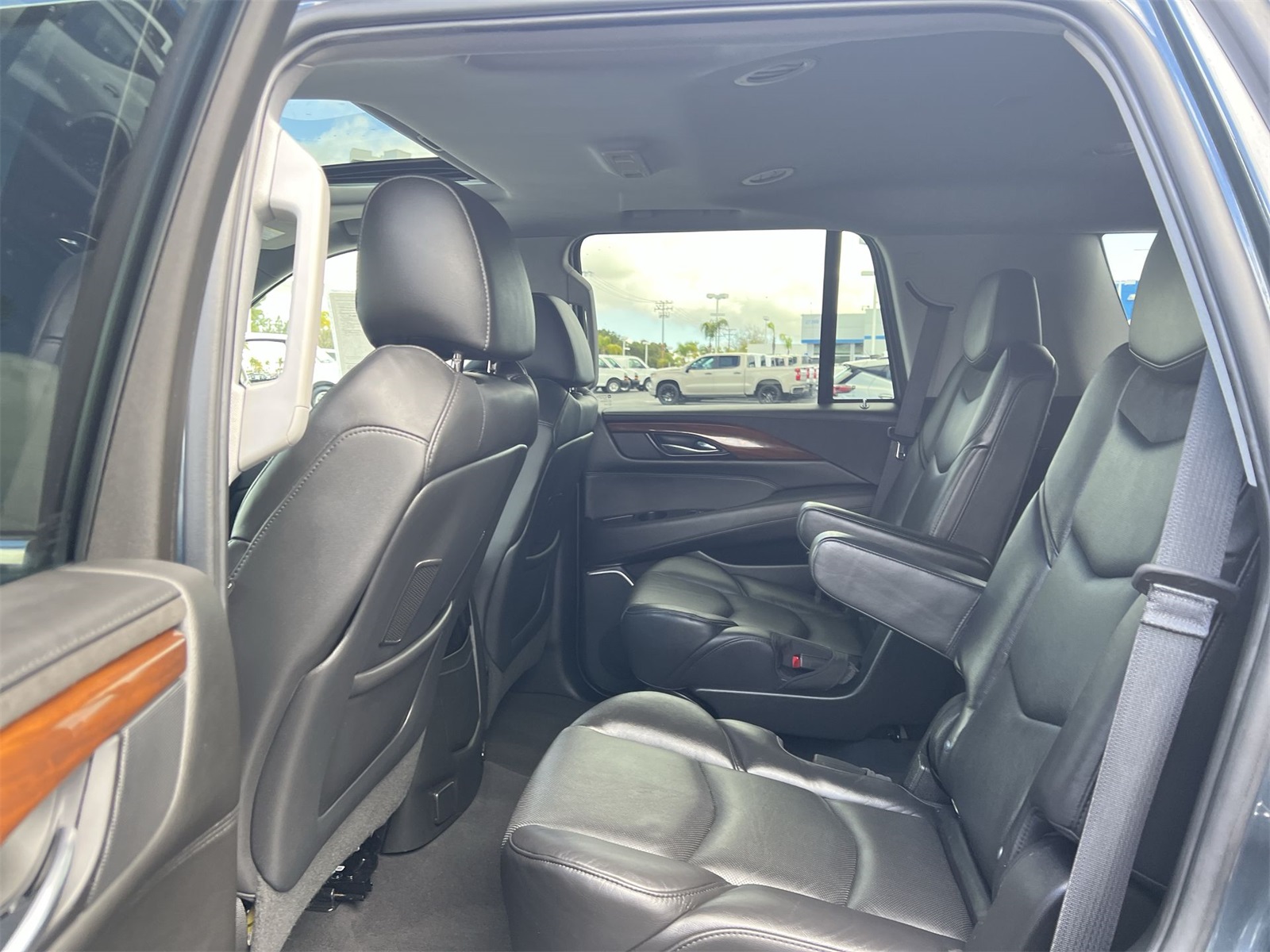 used 2019 Cadillac Escalade car, priced at $35,991