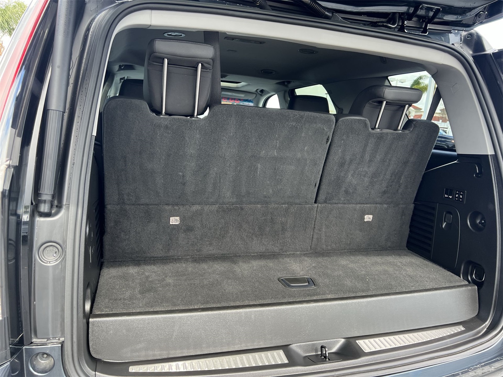 used 2019 Cadillac Escalade car, priced at $35,991