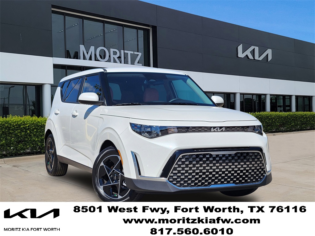 2025 Kia Soul EX's photo