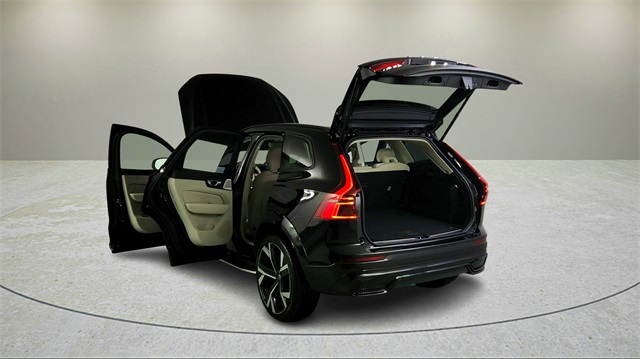 new 2026 Volvo XC60 Plug-In Hybrid car, priced at $79,610