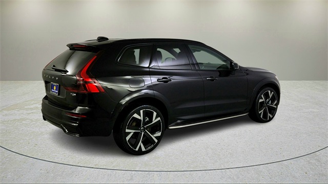 new 2026 Volvo XC60 Plug-In Hybrid car, priced at $79,610