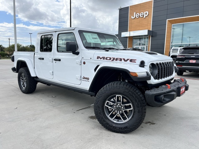 2025 Jeep Gladiator Mojave X's photo