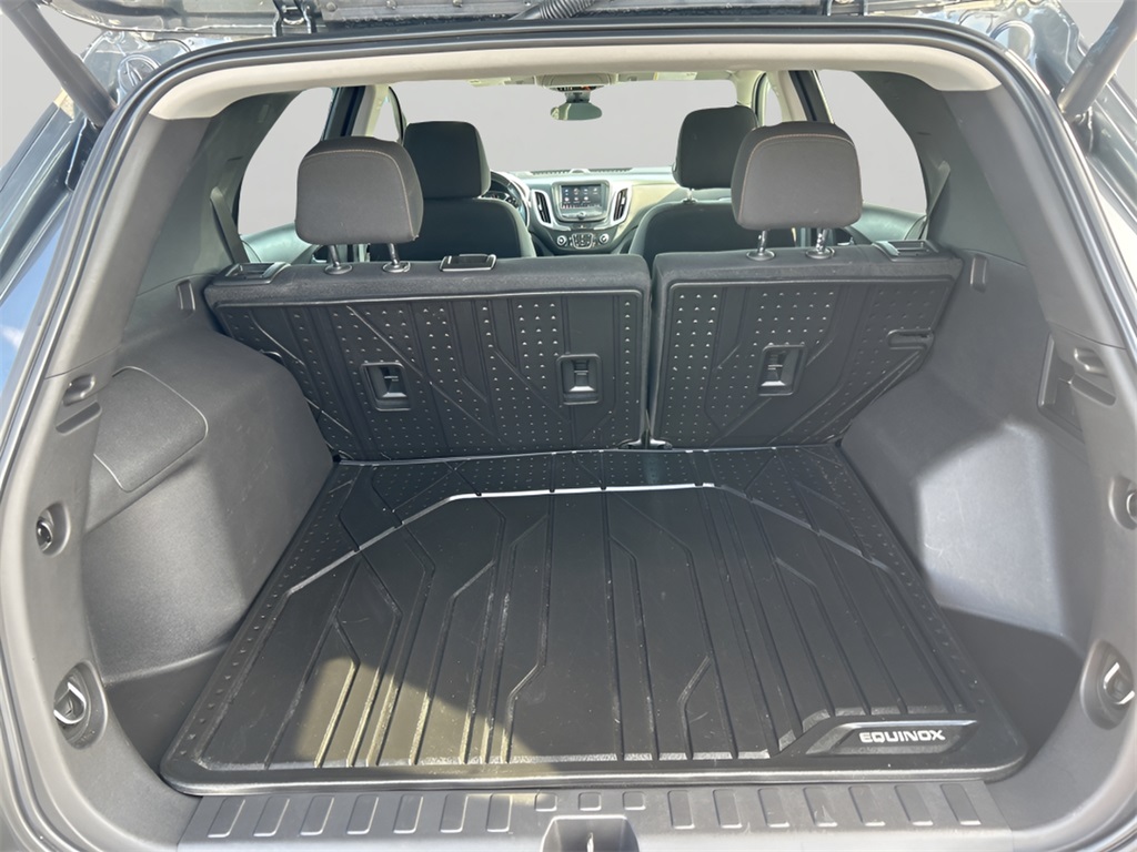 2021 Chevrolet Equinox LT photo 4