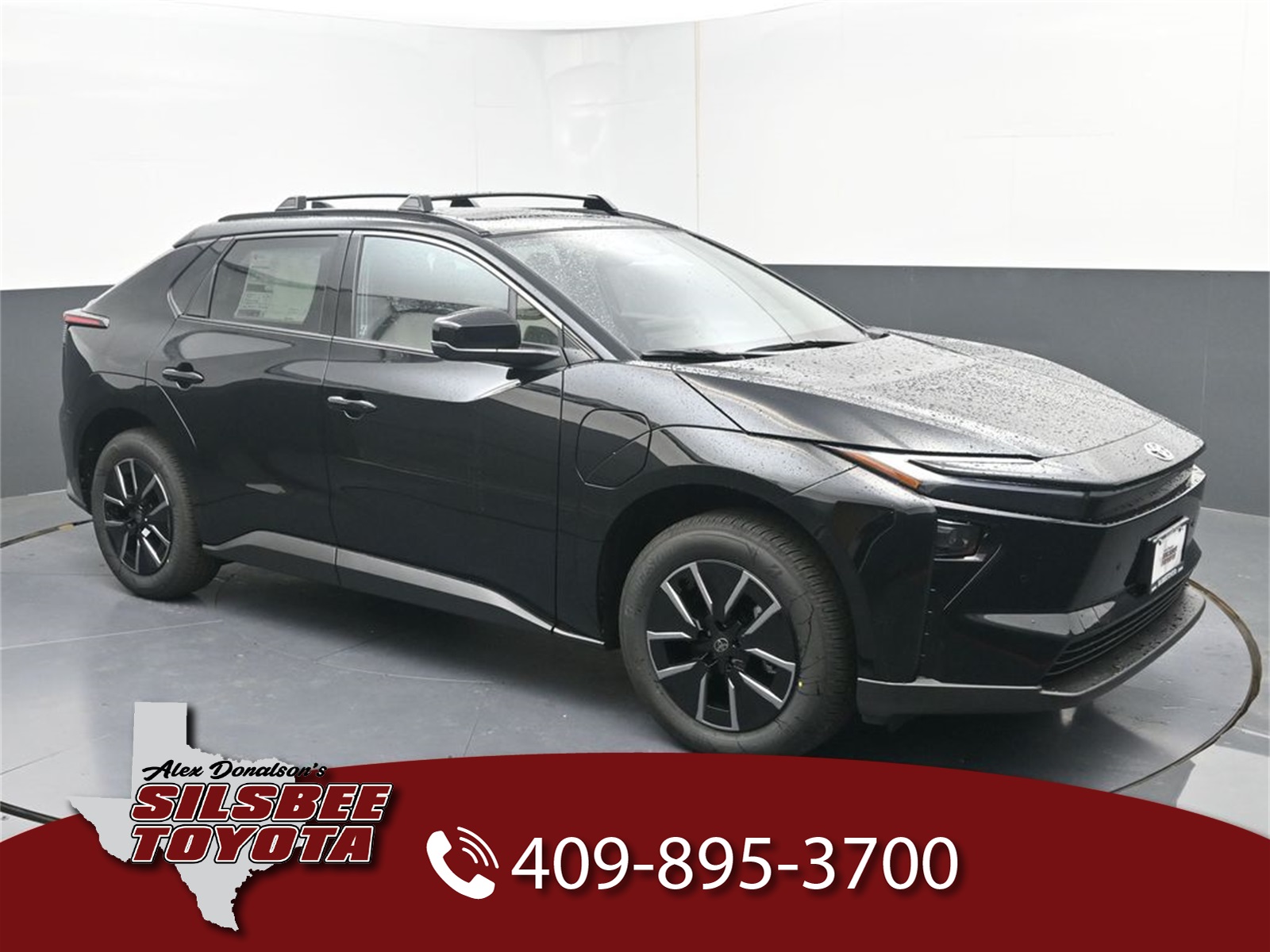 2026 Toyota bZ XLE's photo