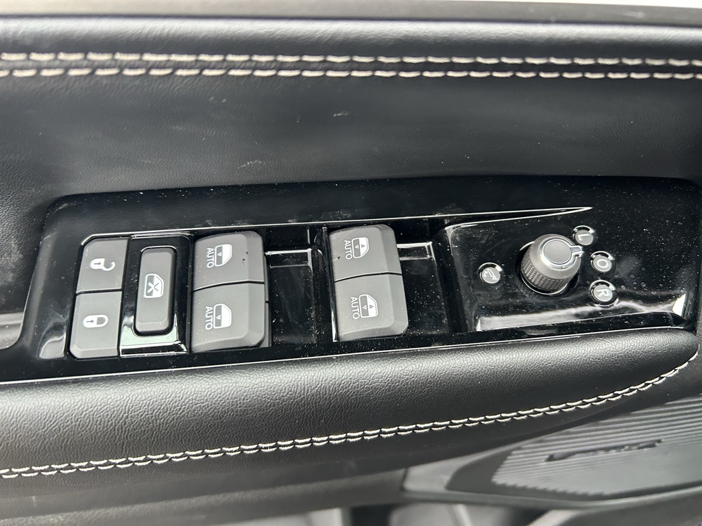 new 2026 Jeep Grand Wagoneer car, priced at $71,999