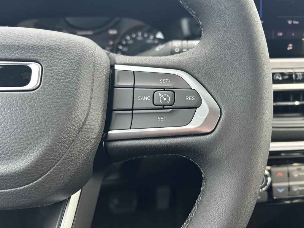 new 2026 Jeep Compass car, priced at $29,999