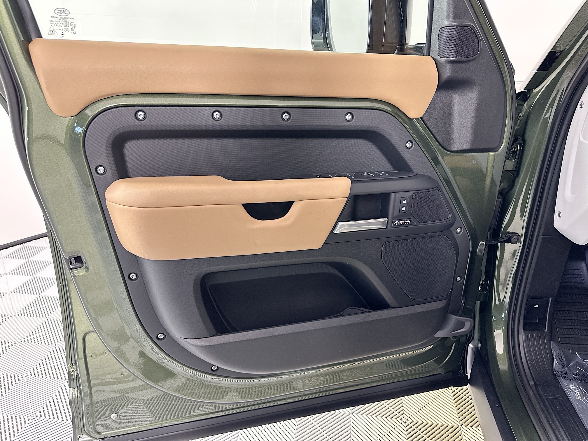 new 2026 Land Rover Defender 110 car, priced at $89,926