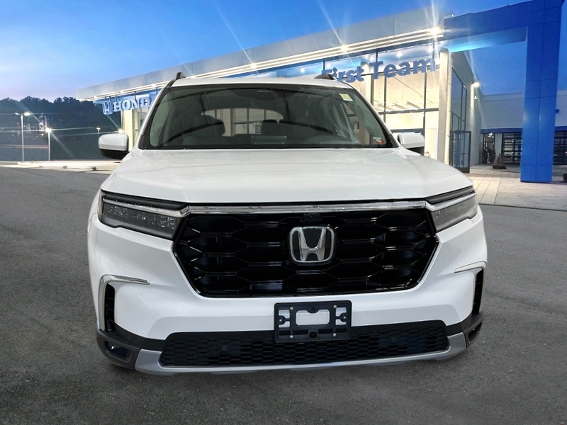 2025 Honda Pilot Elite SUV AWD 10