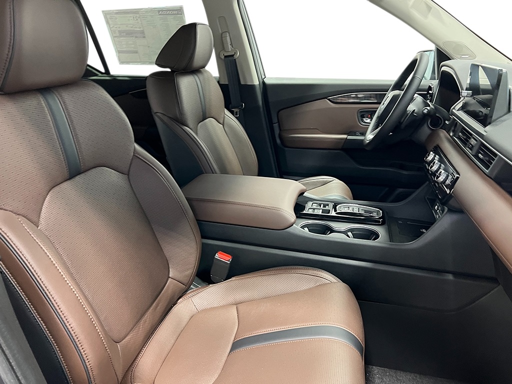 2025 Honda Pilot Elite SUV AWD 42