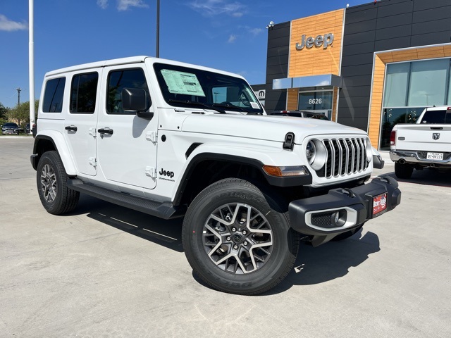 2025 Jeep Wrangler 4-Door Sahara's photo